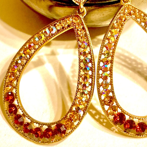 Earrings - Rhinestone - Picture 2 of 2